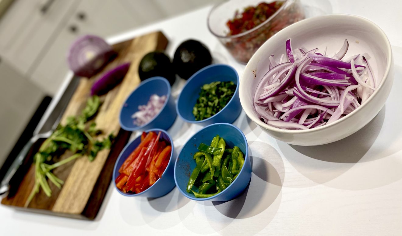 Low Calorie Chipotle Style Bowl Lose Weight, Eat Pizza