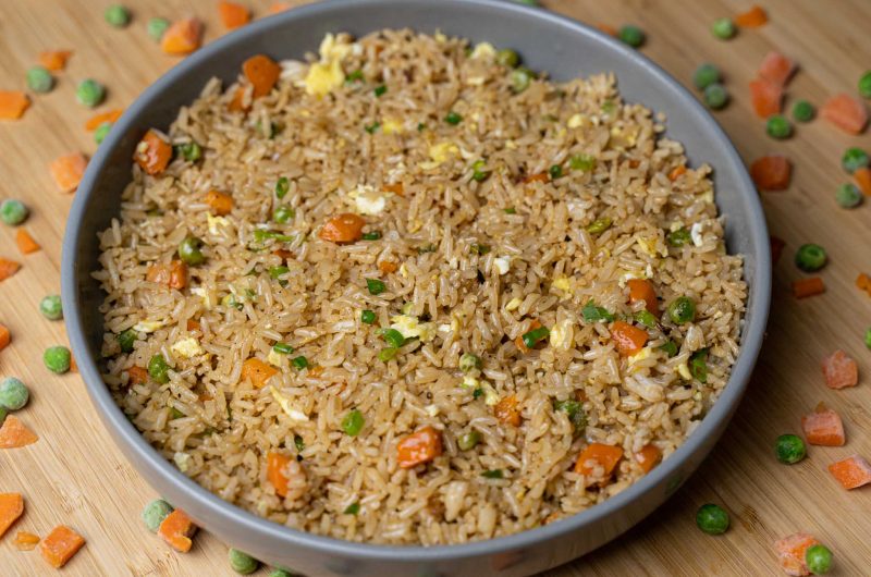 Low Calorie Fried Rice (Easy, Healthy, Fast)
